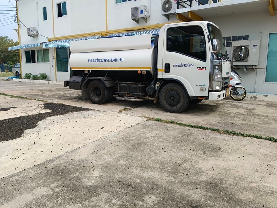 16 - https://บริการดูดส้วมดูดน้ําเสีย.com | บริการดูดส้วม ดูดน้ำเสีย แก้ไขปัญหาส้วมเต็ม ท่อตัน ขุดบ่อ/ถัง บริการบ้าน โรงงาน ร้านอาหาร ทั่วจังหวัด ด้วยรถ 6 ล้อใหญ่ ทีมงานมืออาชีพ ประสบการณ์กว่า 20 ปี ให้บริการในจังหวัดสมุทรสงคราม ราชบุรี กาญจนบุรี